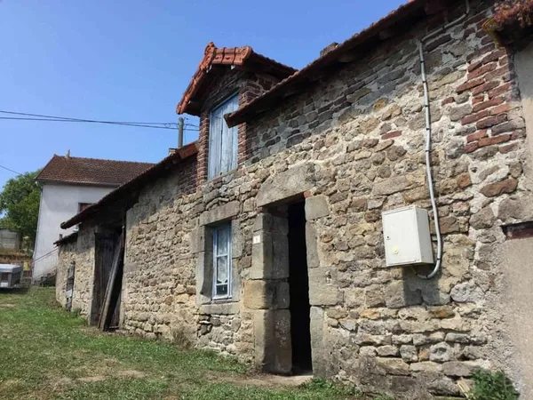 Maison à rénover à Saisy (71360)