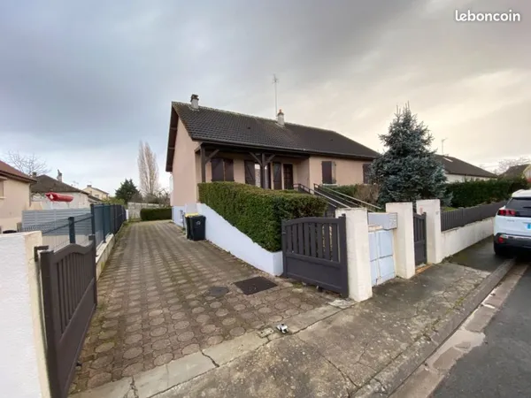 Maison T5 à louer à Saint Doulchard