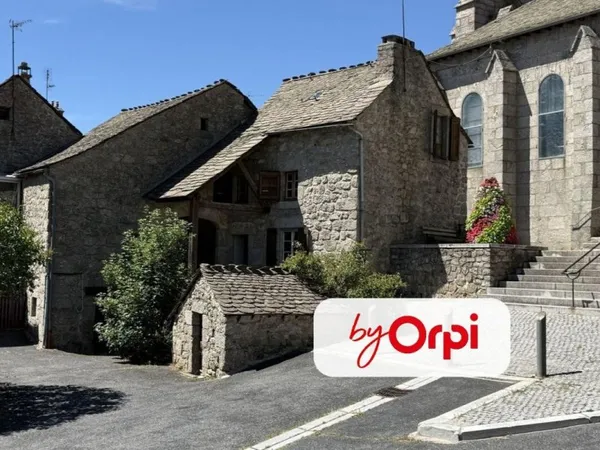 Maison Monts De Randon