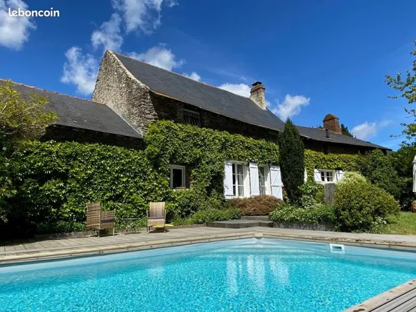 Maison 8 pièces 179 m²