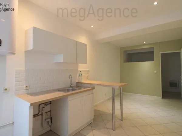 A louer St Chamond Charmant appartement T1 Rénové
