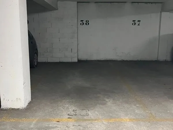 Parking a Louer