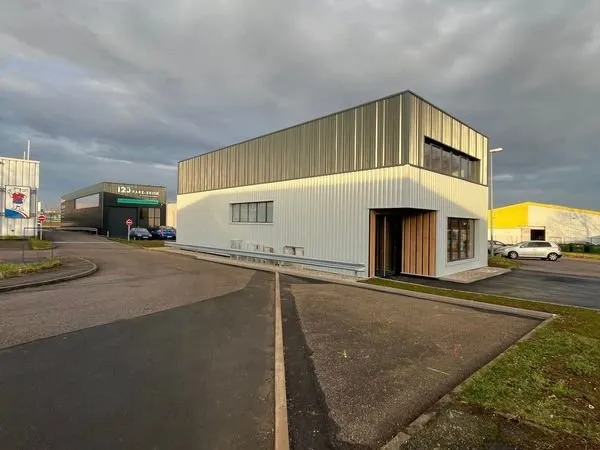 Local 165 m² Essey-lès-Nancy