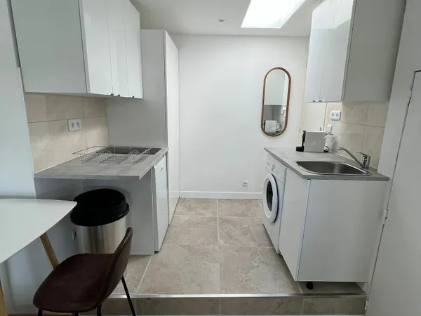 Appartement Paris 1 pièce(s) 14 m2