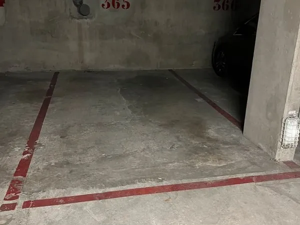 Vente place parking - Rueil Malmaison - rue François Jacob - proche rer - proche école Jean moulin