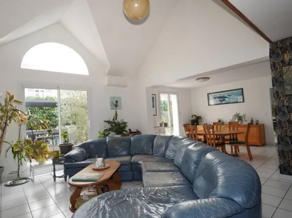 Maison 7 pièces 185 m²