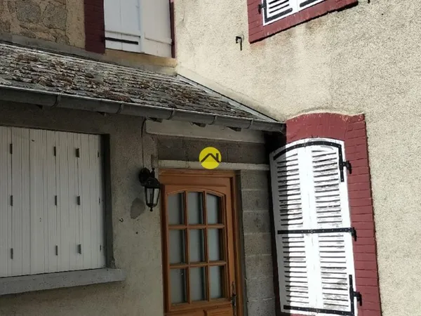 Maison habitable avec cour