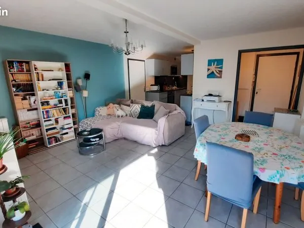 Appartement . 3 pièces . 63m²