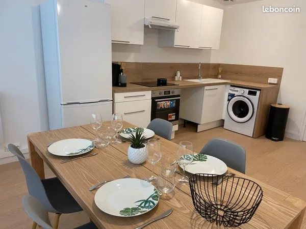Chambre disponible dans colocation avec douche privative