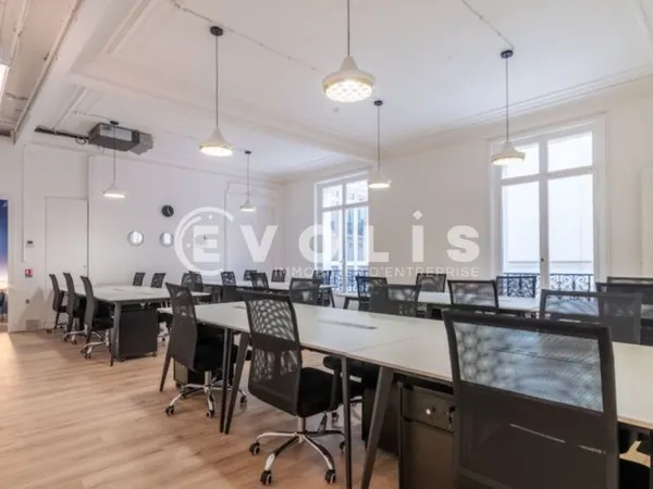 Bureaux - A LOUER - 580 m² non divisibles