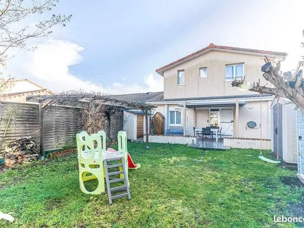 Maison 6 pièces 113 m²