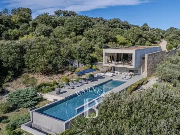 Villa 5 pièces 190 m²
