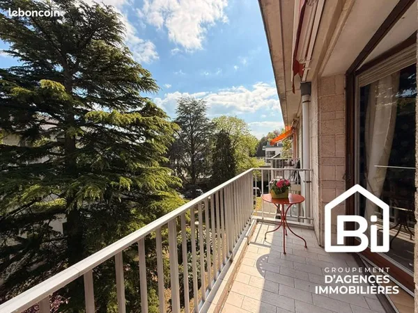 Appartement 5 pièces 142 m²