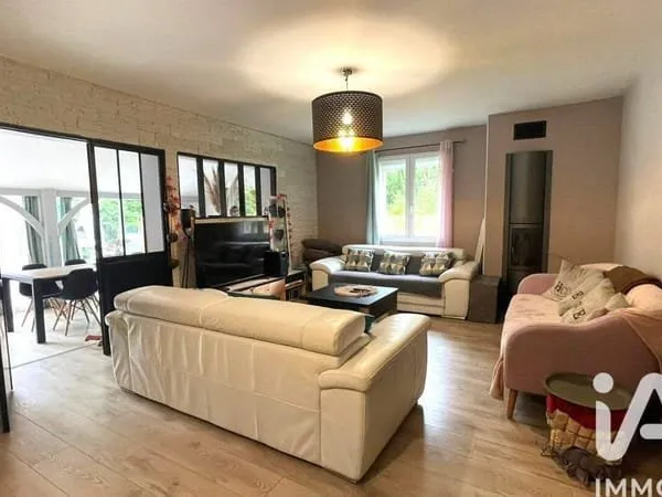 Maison de plain-pied 7 pièces 150 m²