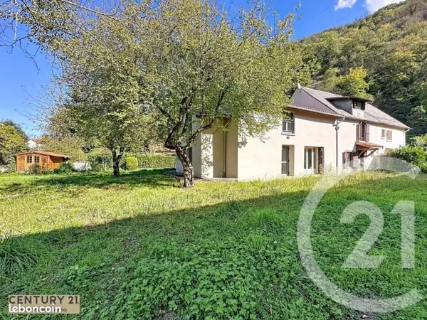 Maison 6 pièces 199 m²