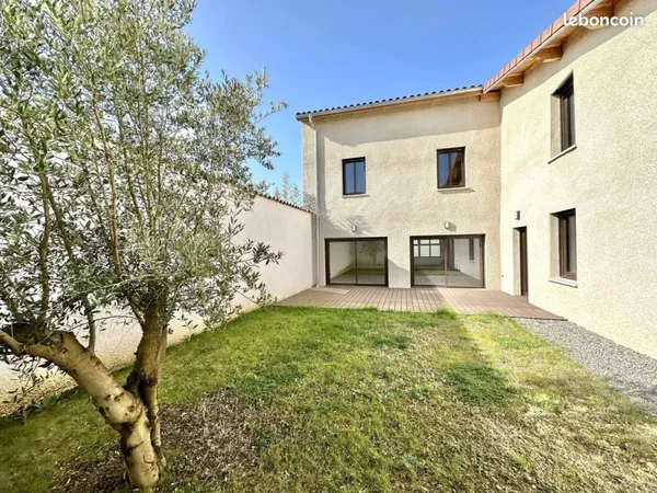 Maison 7 pièces 211 m²