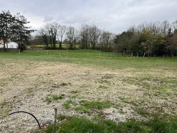 Terrain constructible 440 m²