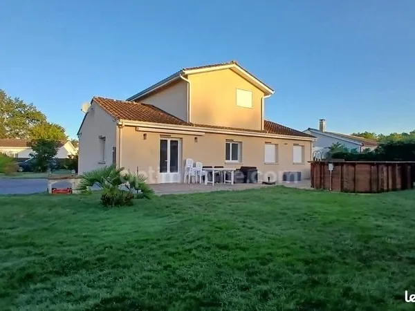 Maison 5 pièces 110 m²