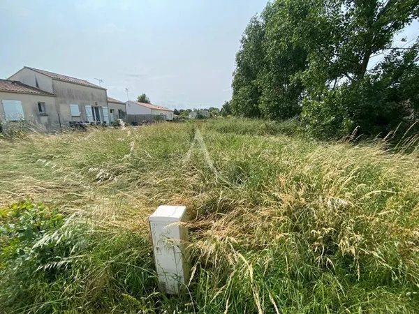 Terrain constructible à Saint Michel En L'Herm