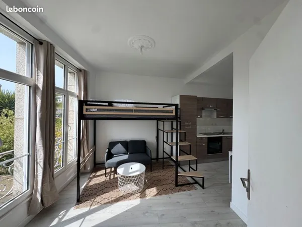 Studio meublé lumineux avec mezzanine - Centre Morlaix - Proche gare