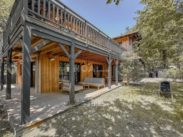 Villa bois contemporaine