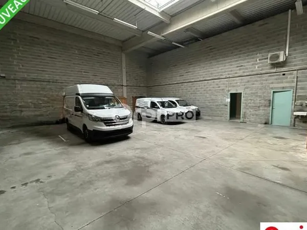 Local d'activité 539 m²