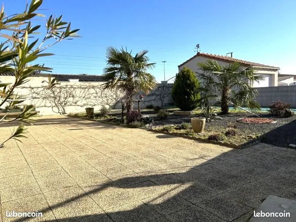 Le pallet- proche centre et gare - maison 2ch -jardin - garage