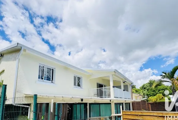 Maison 7 pièces 197 m²