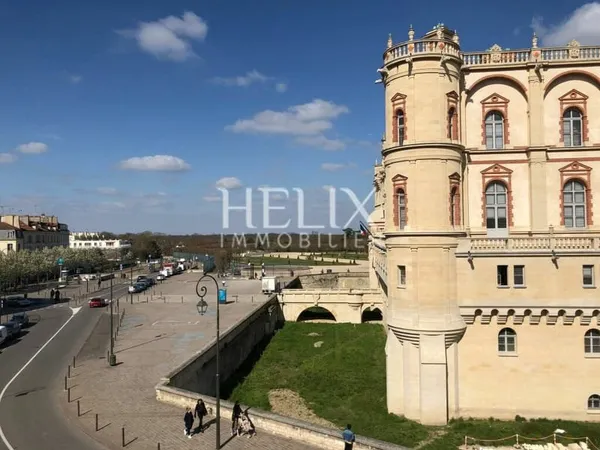 Maison Saint Germain En Laye 6 pièce(s) 215.95 m2