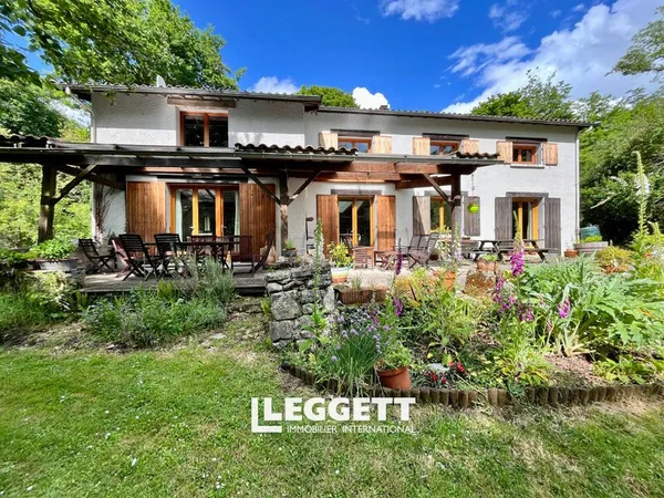 Maison 15 pièce(s), JONZAC