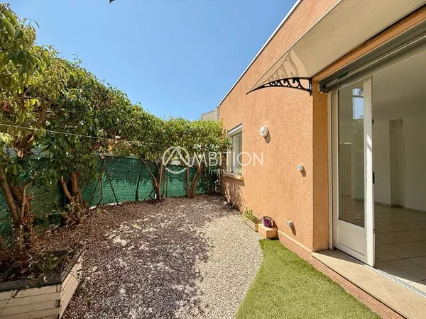 Appartement 3 pièces 48 m2 en rez de jardin