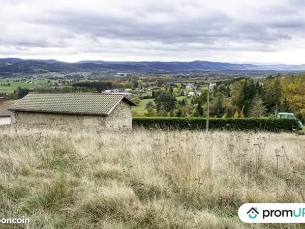 Terrain 1 563 m² Ambert