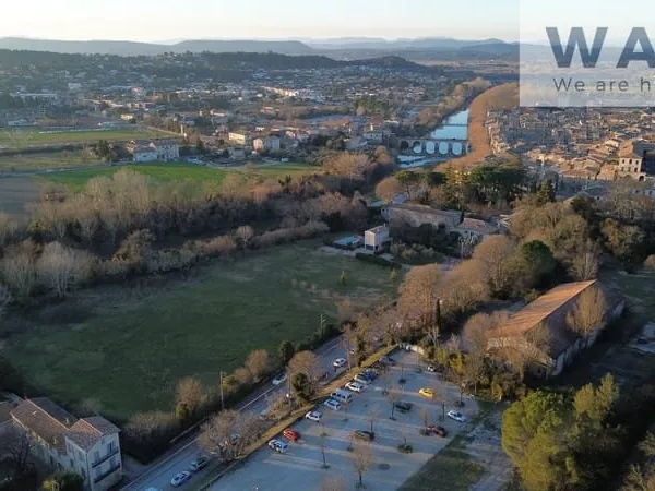 Local commercial 270 m2 à Sommières 30250