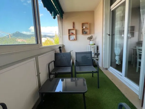 Appartement T4 Lumineux avec parking privatif