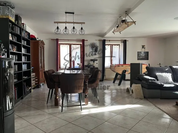 Maison de ville 135 m2 avec petit extérieur - DPE C / MASEV