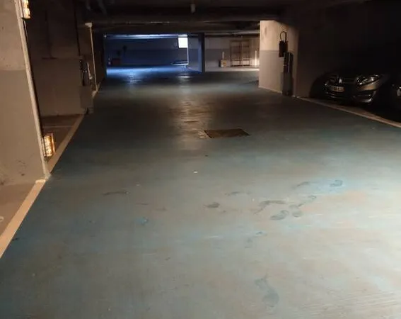 Stationnement Vente Saint-Cyr-l'École   14800€
