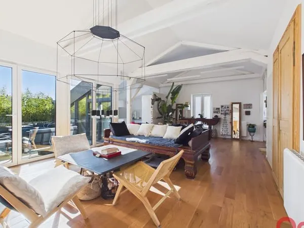 Maison 5 pièces 143 m²
