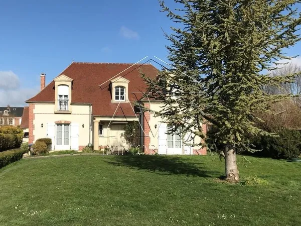 Maison avec jardin