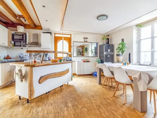 Propriété 10 pièces 180 m²