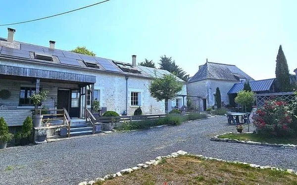 Maison 8 pièces 208 m²