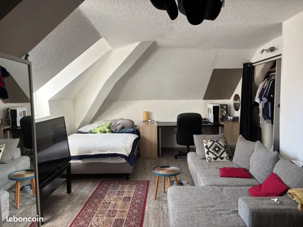 40 m² sous les toits