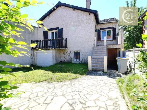 Maison 7 pièces 100 m²