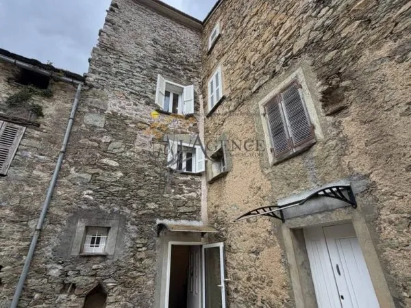 Maison 8 pièces 162 m²