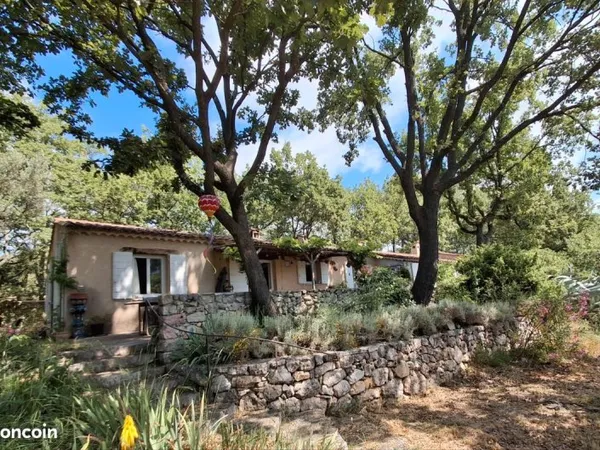 Maison familiale + dépendance + piscine