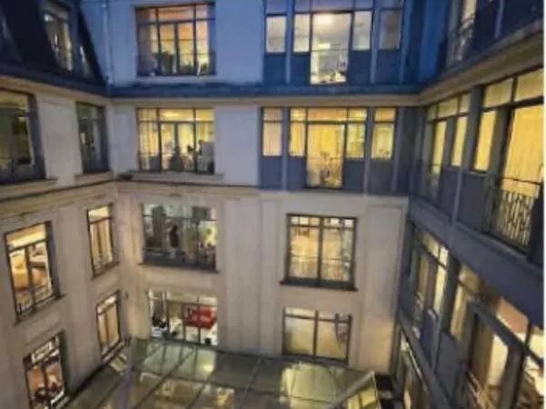 Bureaux 712 m²
