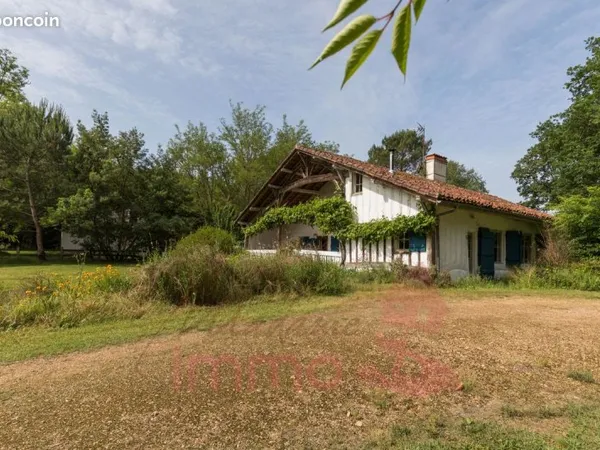 Maison 5 pièces 200 m²