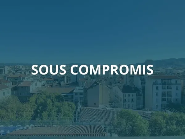 Vue dégagée en ville
