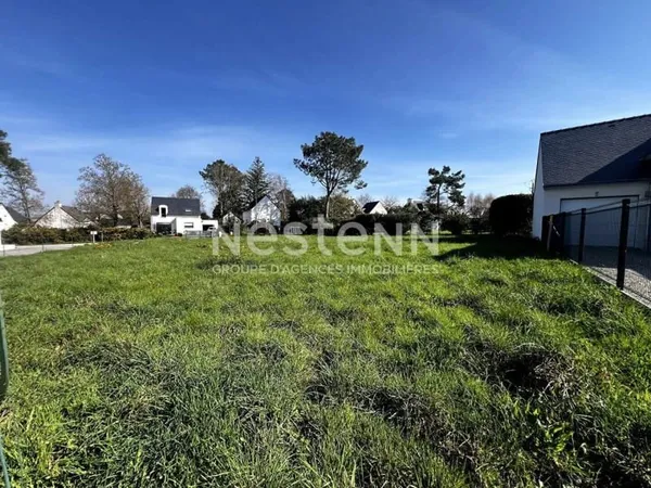Terrain 755 m²