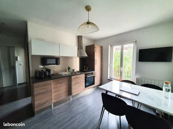 Appartement T2 traversant 30m²