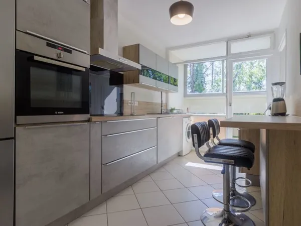 APPARTEMENT LUMINEUX 88,25M2 A FERNEY-VOLTAIRE